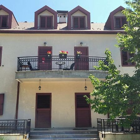 Apartmán Apartman Popovic Cetinje Exteriér fotografie